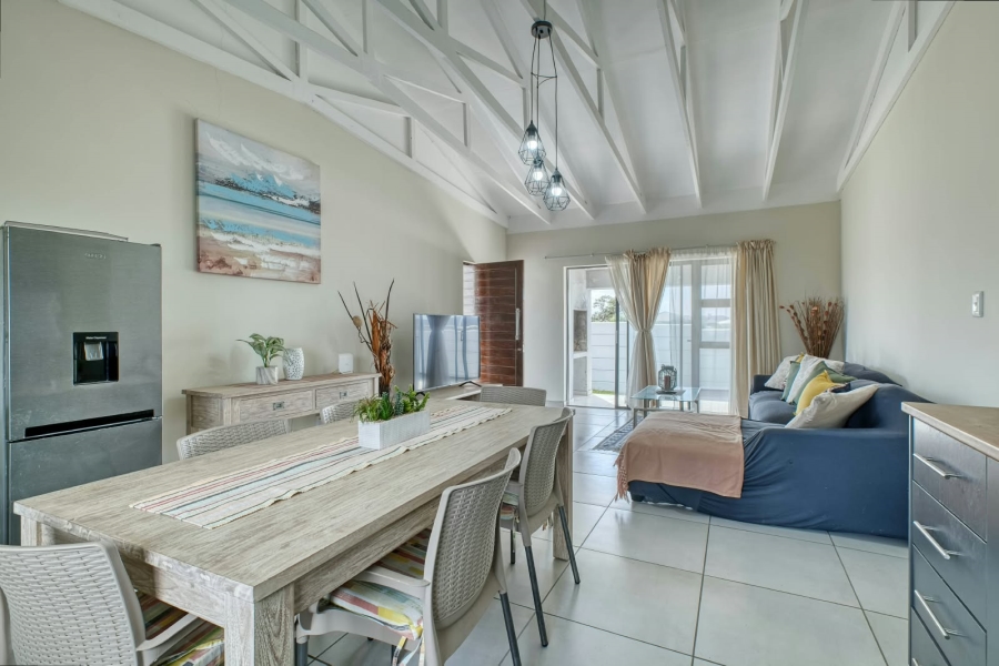 2 Bedroom Property for Sale in Fountains Estate Eastern Cape